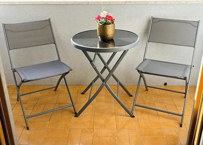 Appartamento Les Di Adi Apt *